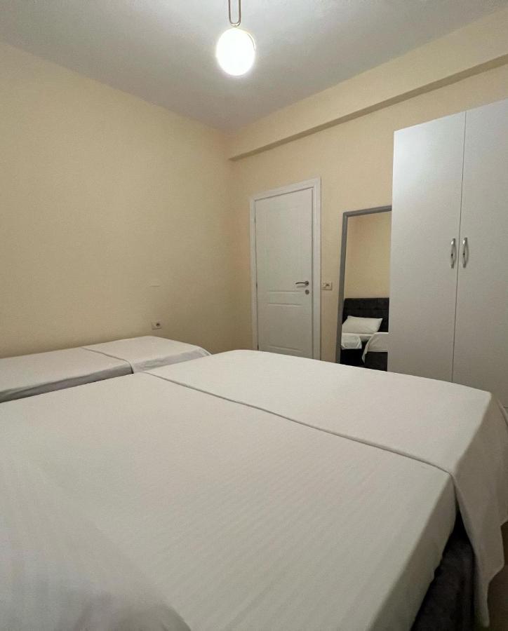 Holiday home Dragoti 2